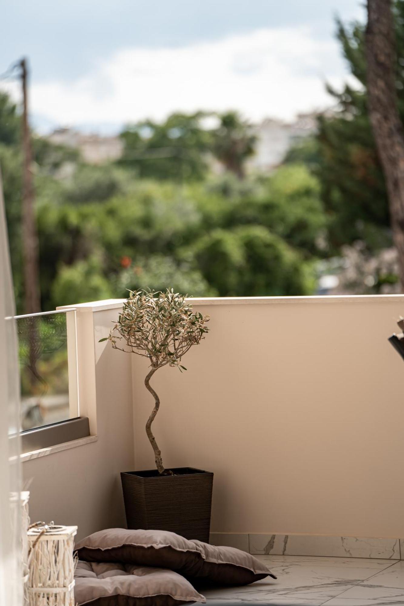 Euphoria Apartment Каламата Екстериор снимка