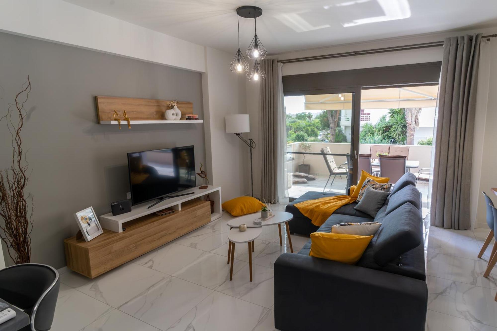 Euphoria Apartment Каламата Екстериор снимка