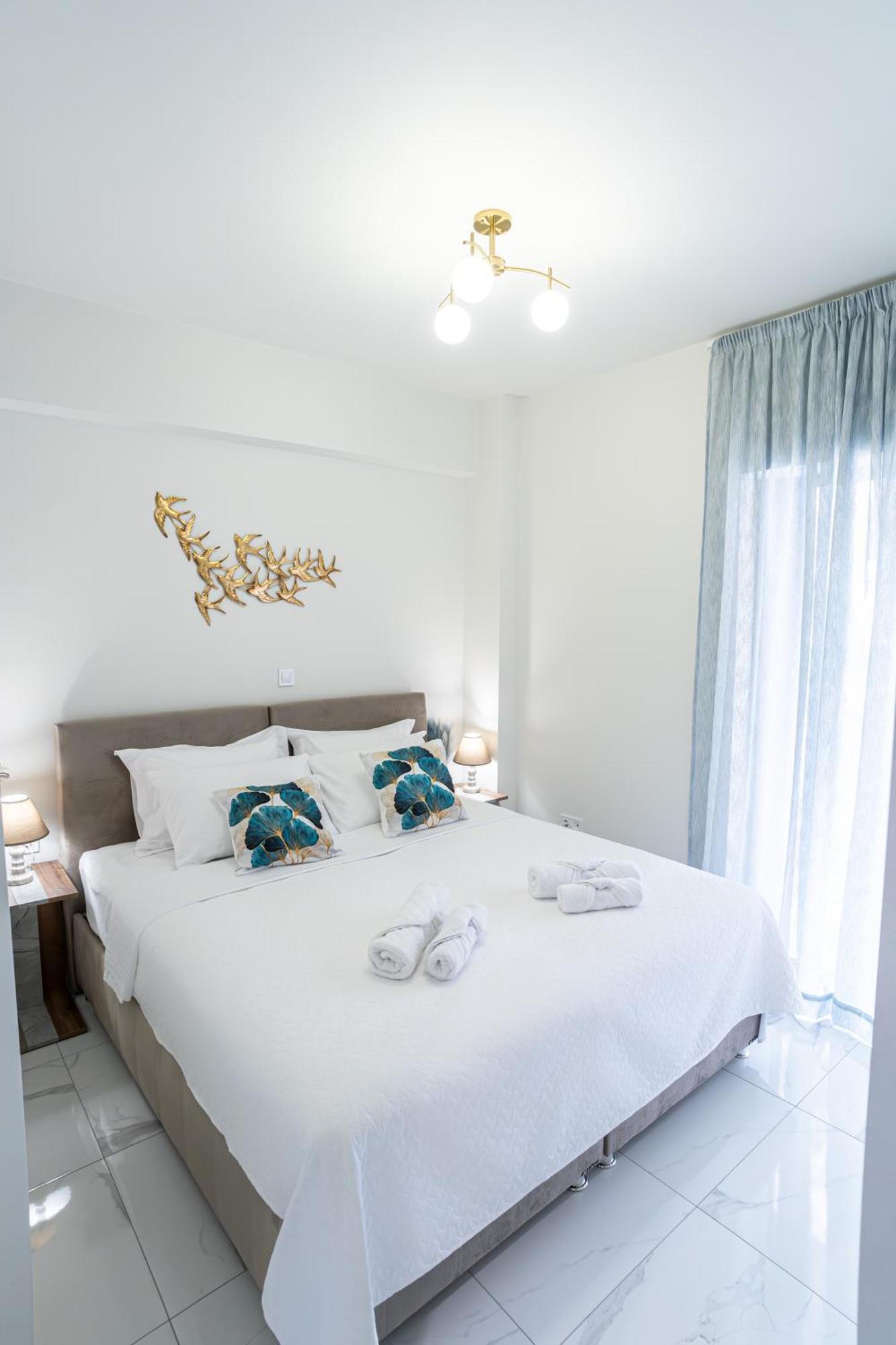 Euphoria Apartment Каламата Екстериор снимка