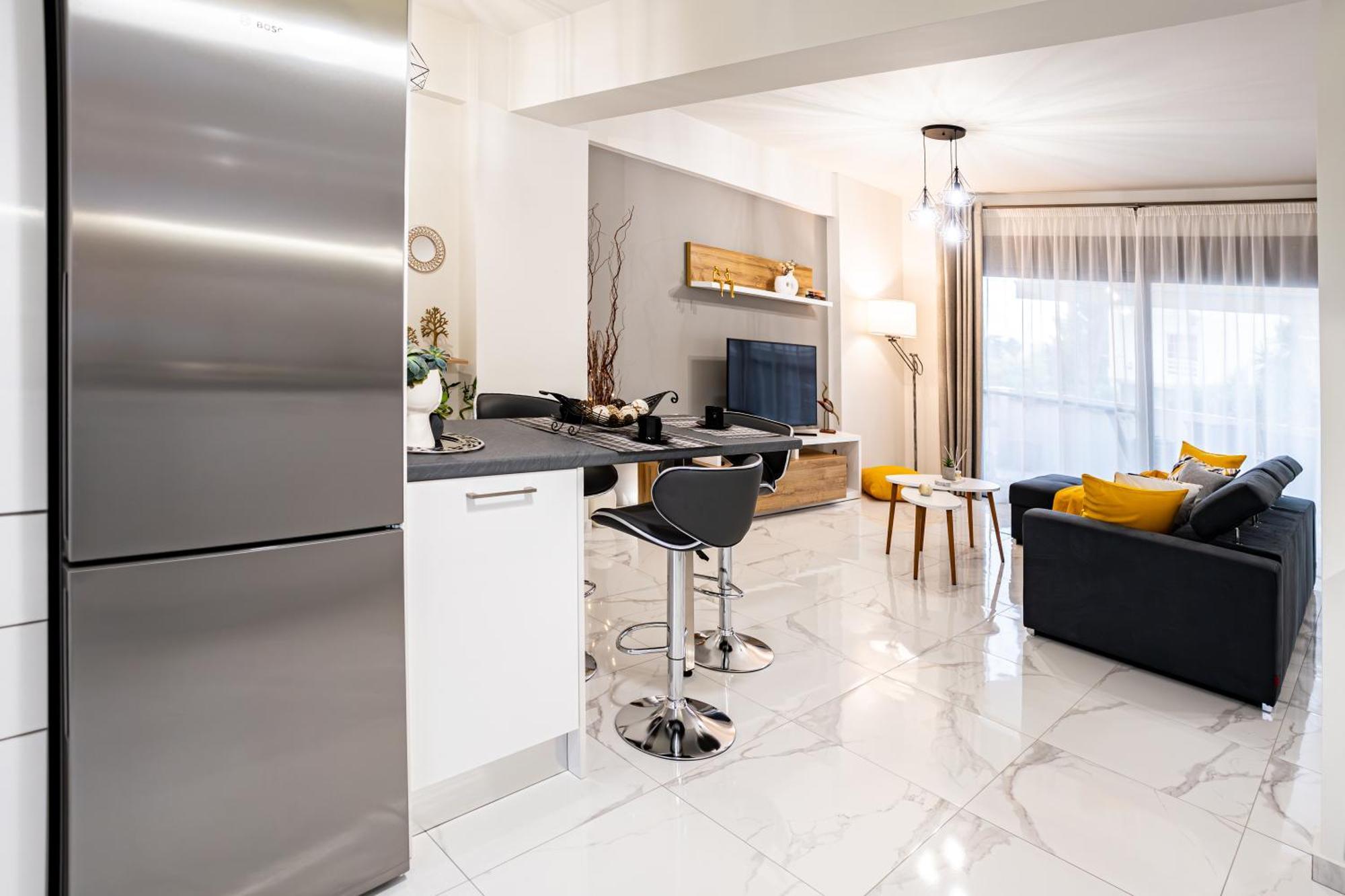 Euphoria Apartment Каламата Екстериор снимка